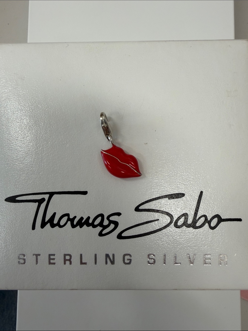 Thomas Sabo red lips charm